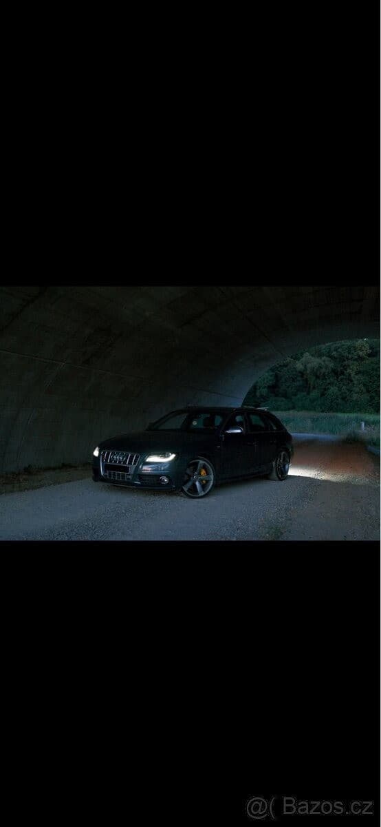 2009 Audi S4 - 7