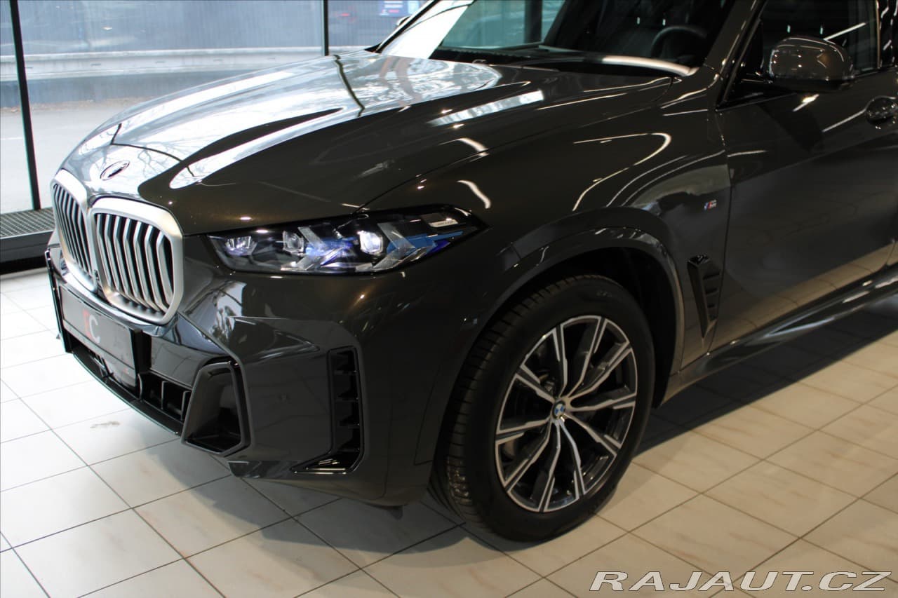2025 BMW X5 - 7