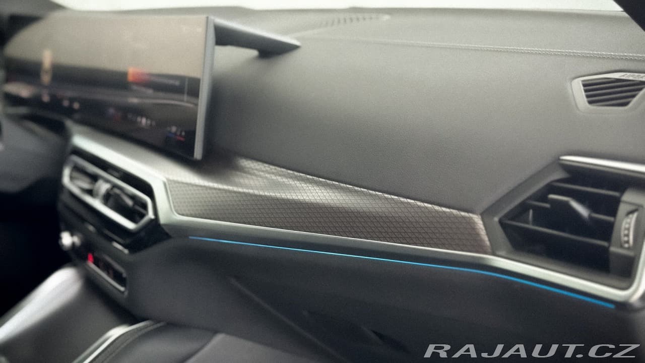 2024 BMW i4 - 9