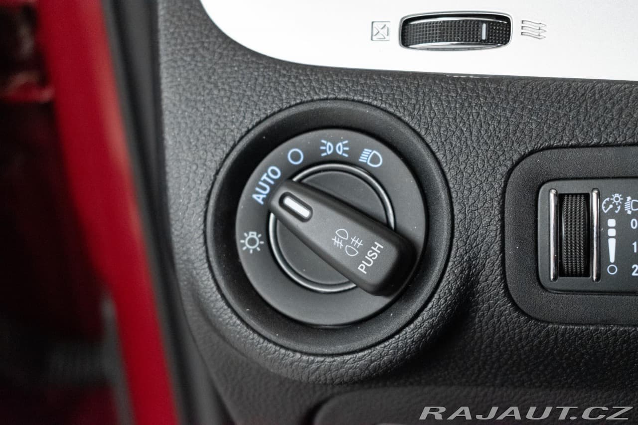 2013 Fiat Freemont - 19