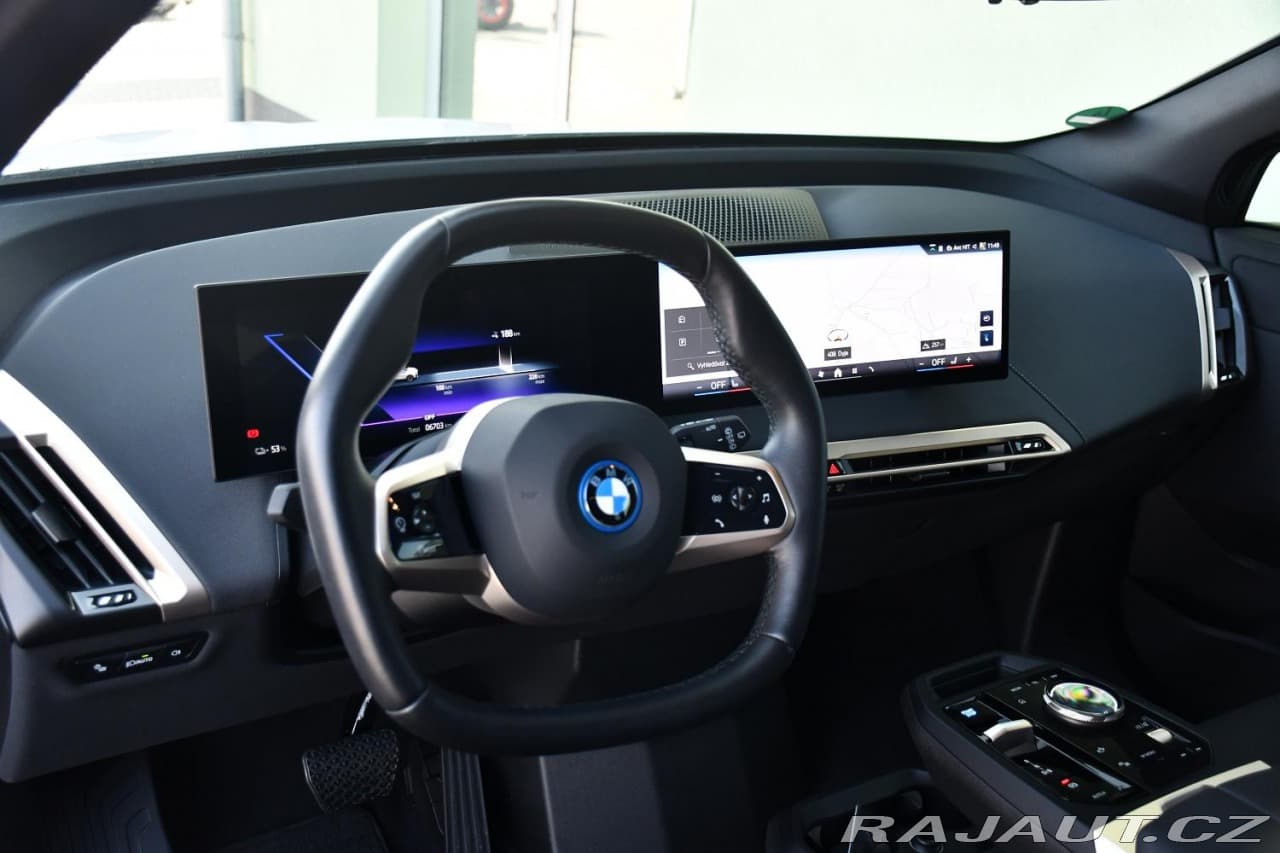 2023 BMW Ix - 15