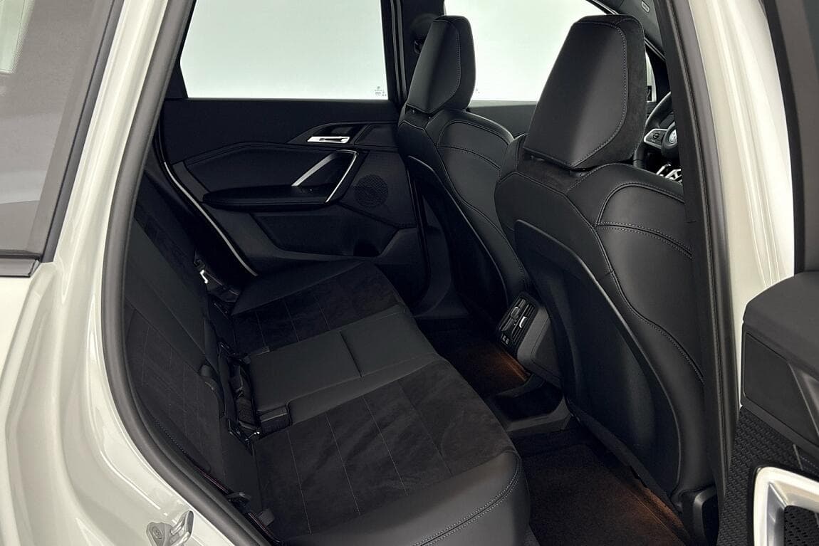 2025 BMW Ostatní - 11