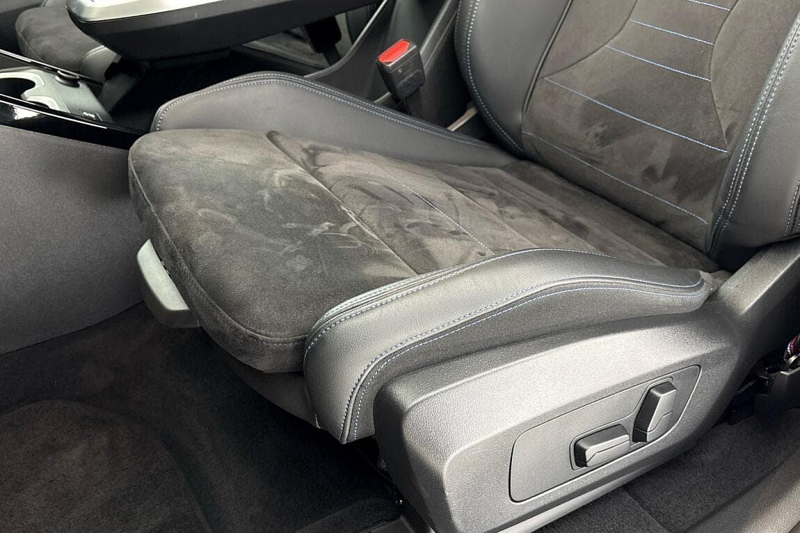 2025 BMW Ostatní - 7