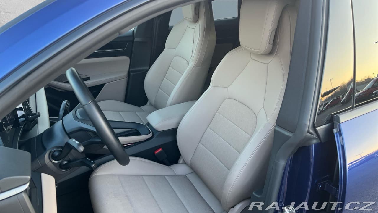 2024 Porsche Macan - 16