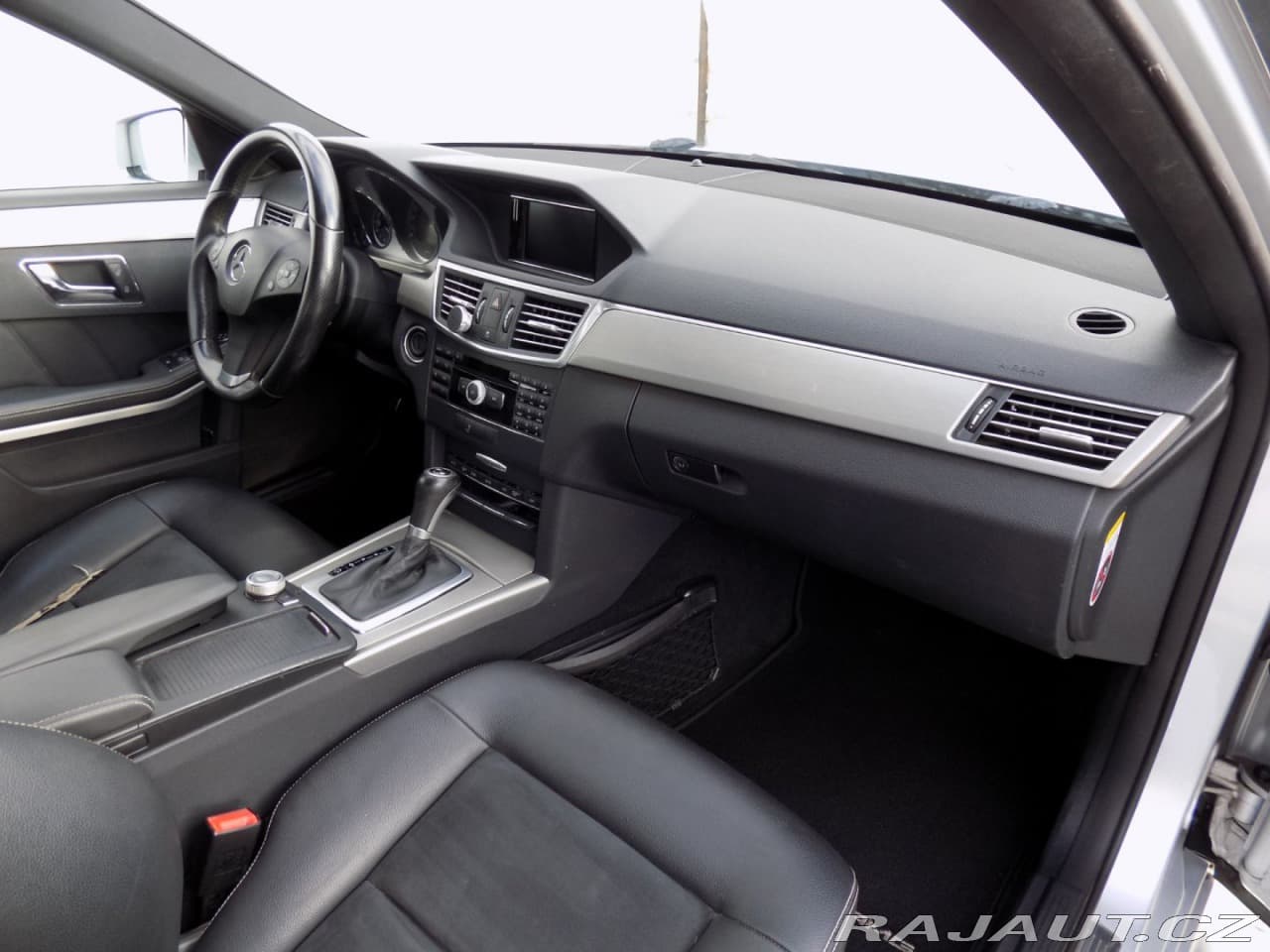 2009 Mercedes-Benz E-Class - 15