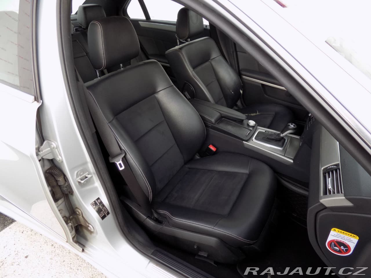 2009 Mercedes-Benz E-Class - 16