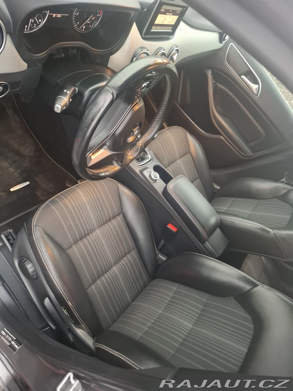 2012 Mercedes-Benz B-CLASS - 12