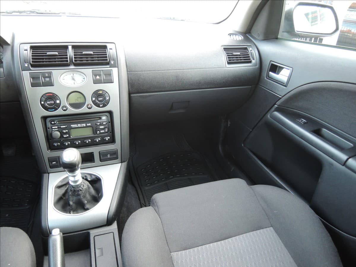 2003 Ford Mondeo - 16