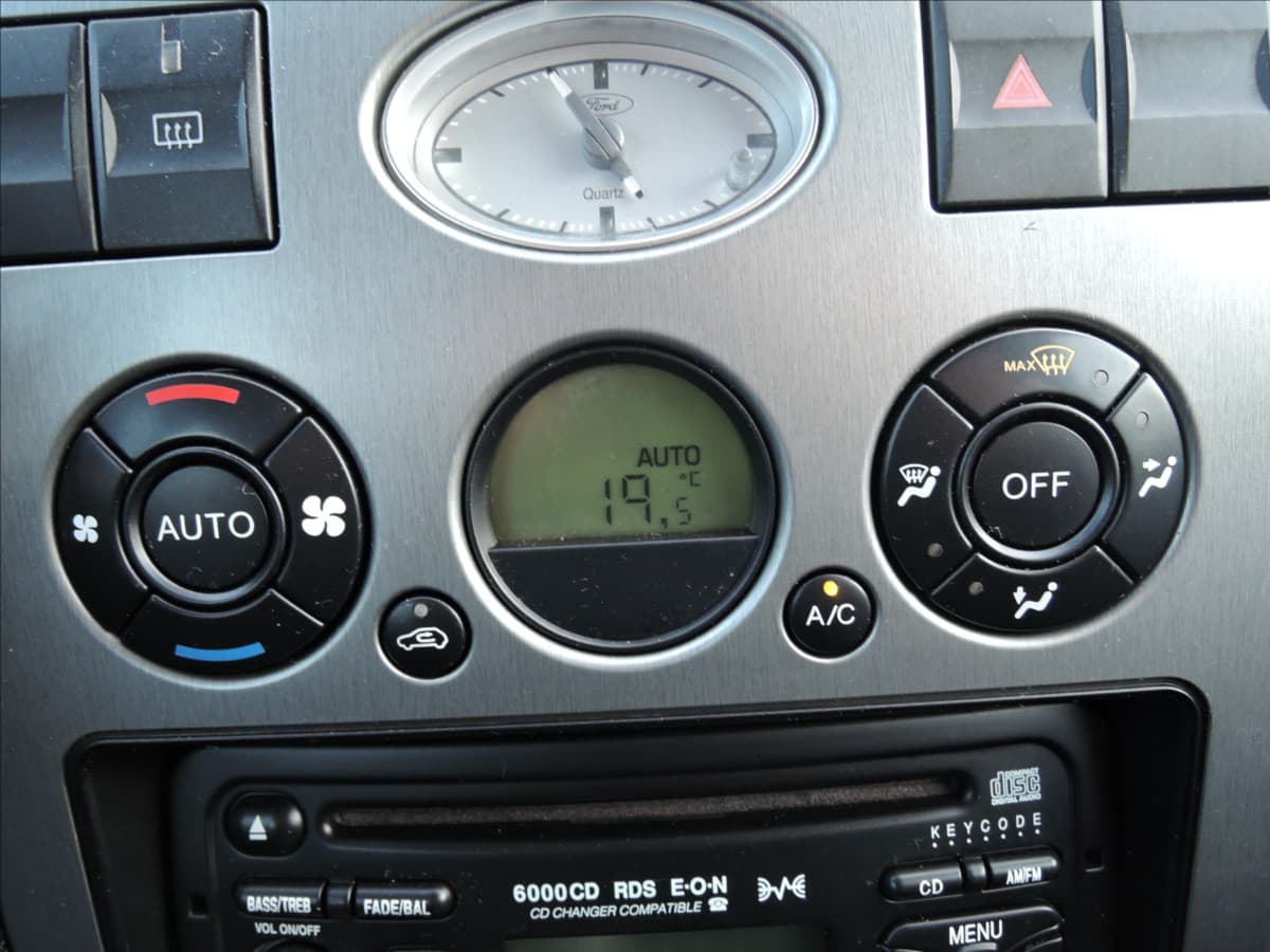 2003 Ford Mondeo - 18