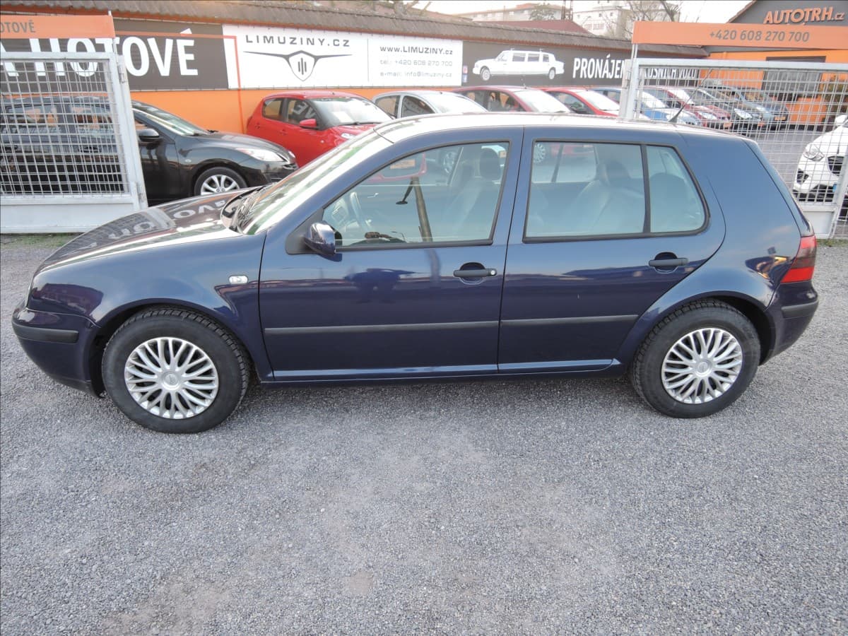 2000 Volkswagen Golf - 4