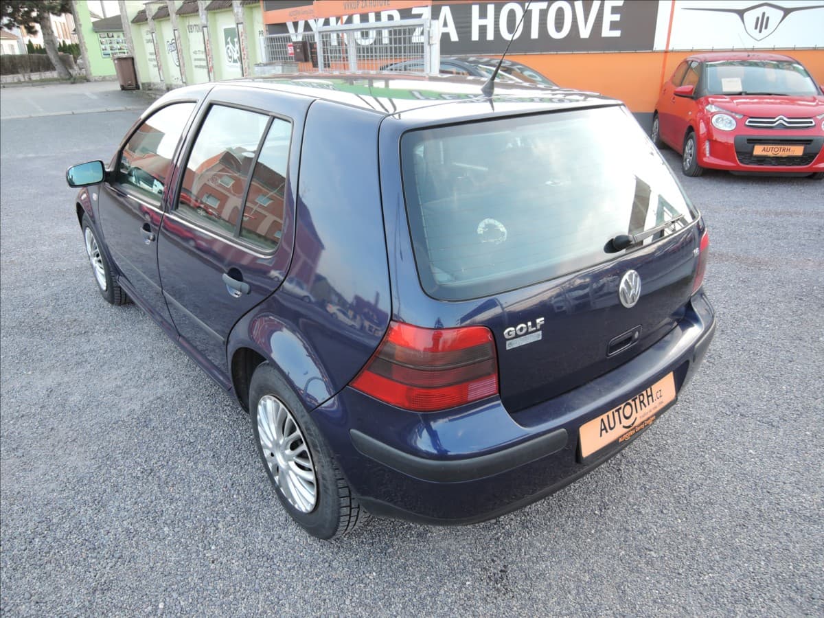 2000 Volkswagen Golf - 7