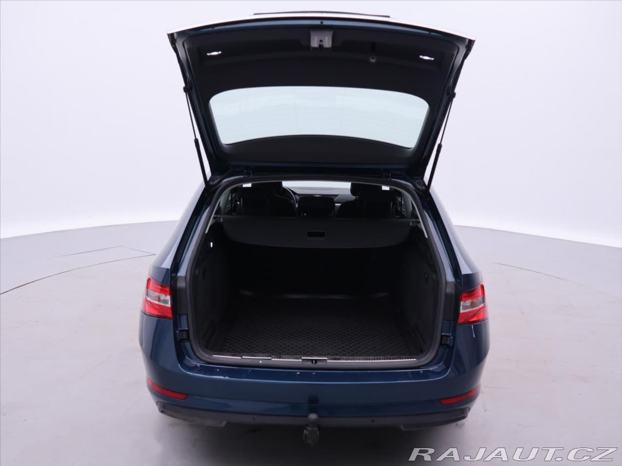 2019 Škoda Superb - 9