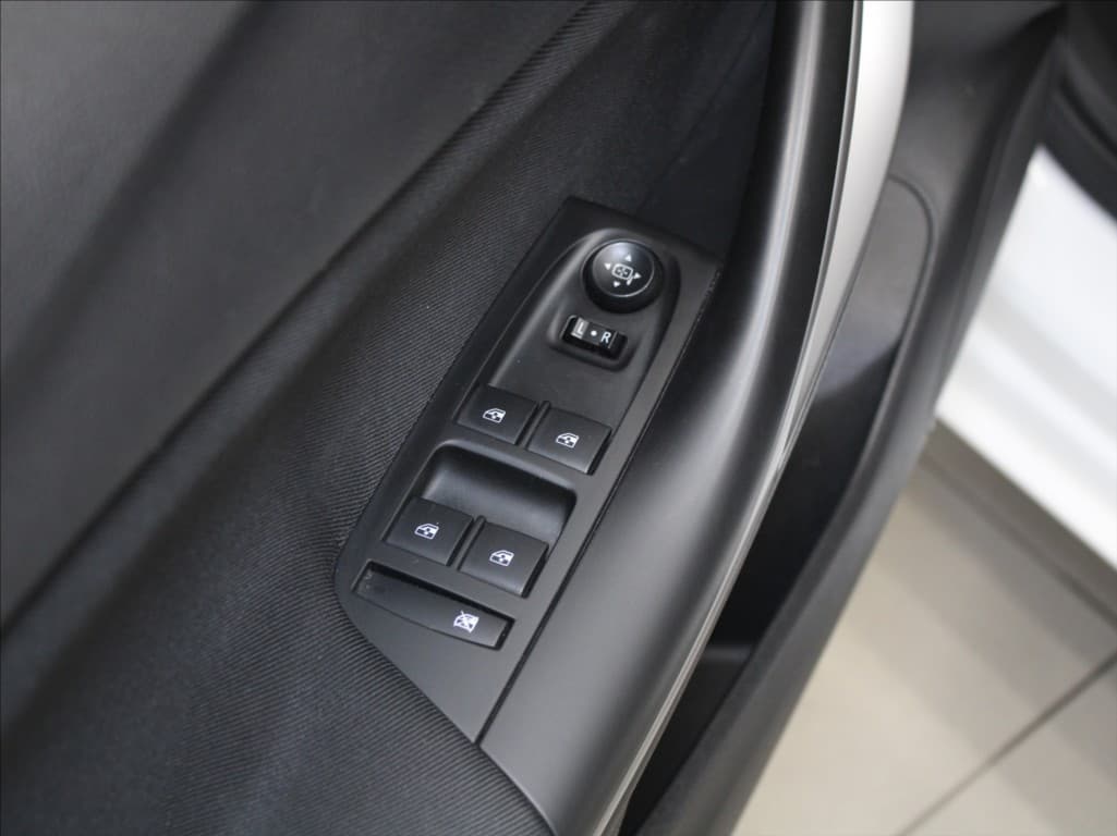 2018 Opel Astra - 15