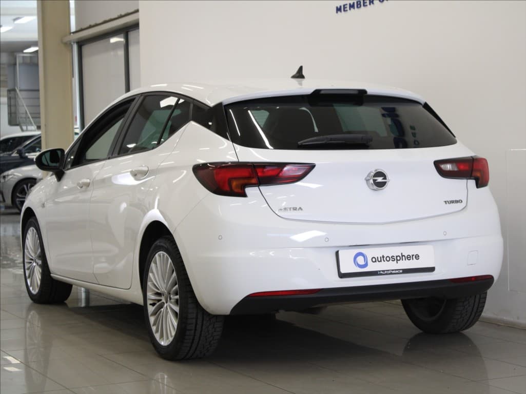 2018 Opel Astra - 3