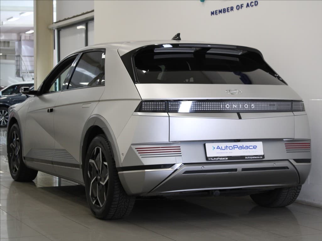 2024 Hyundai Ioniq 5 - 3