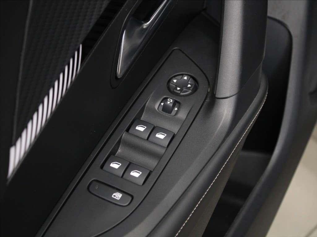 2024 Peugeot 2008 - 20