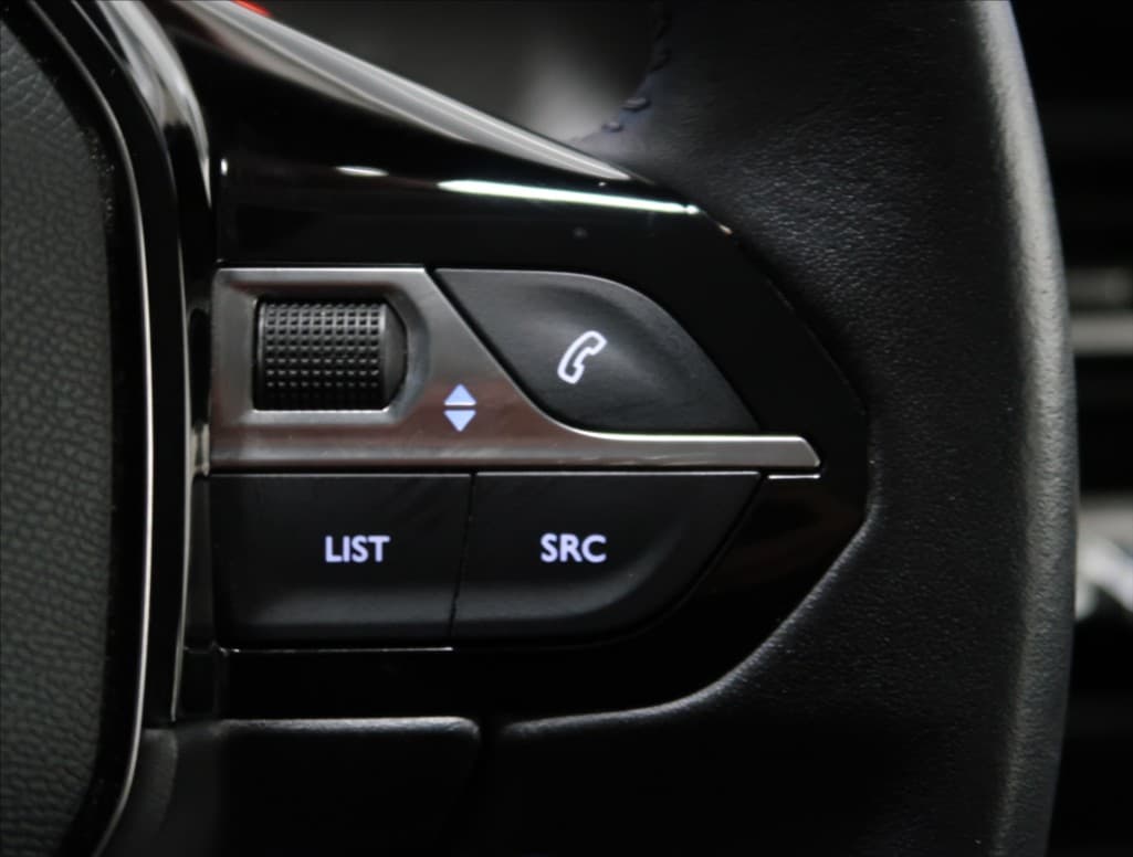 2022 Peugeot 2008 - 16