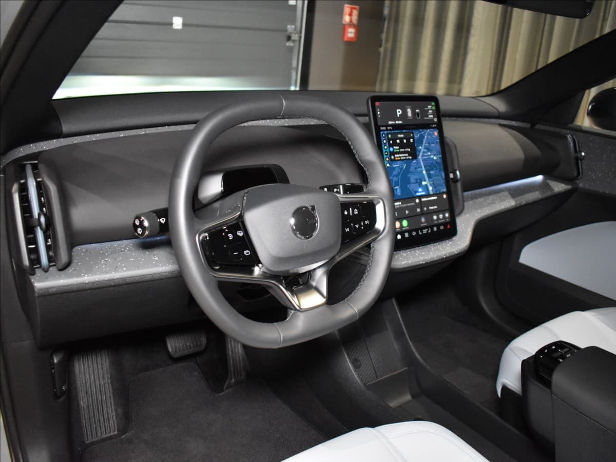 2025 Volvo Ex30 - 13