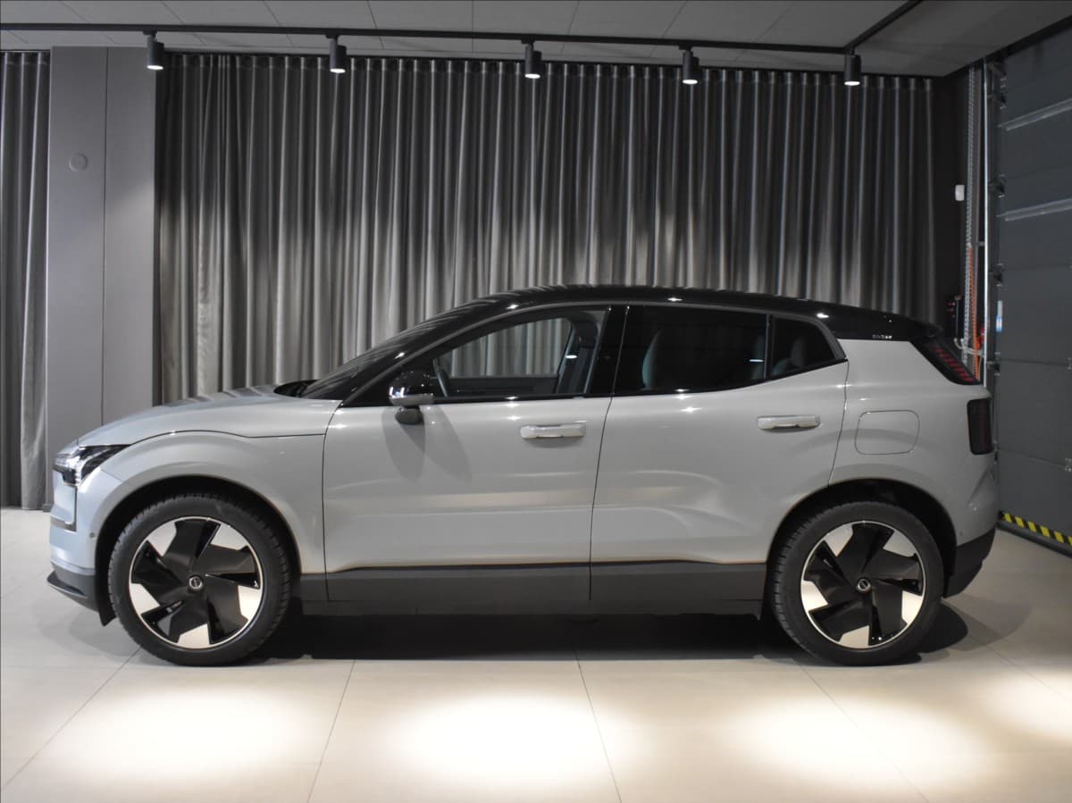 2025 Volvo Ex30 - 2