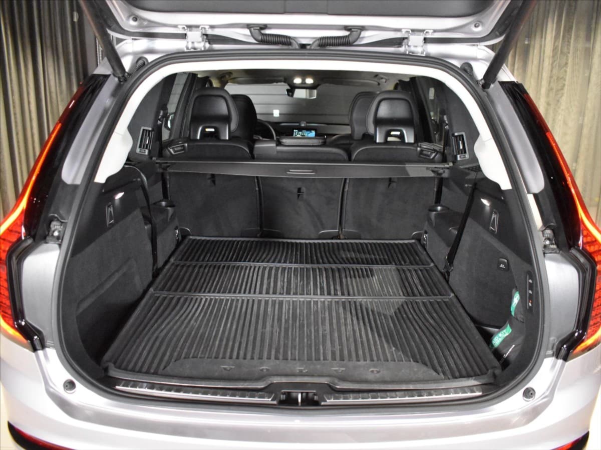 2025 Volvo Xc90 - 11