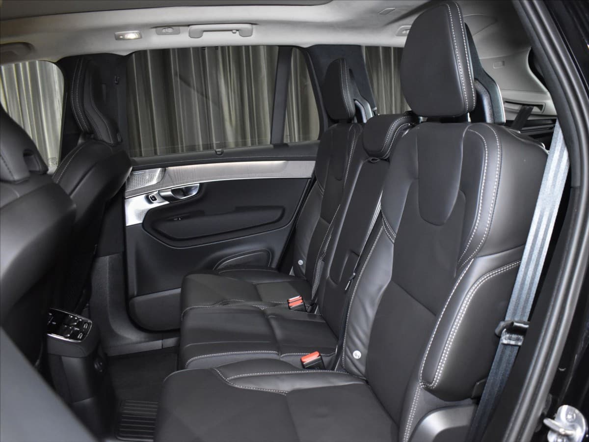 2025 Volvo Xc90 - 11
