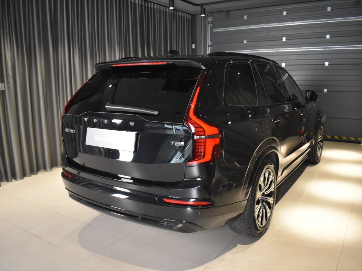 2025 Volvo Xc90 - 8