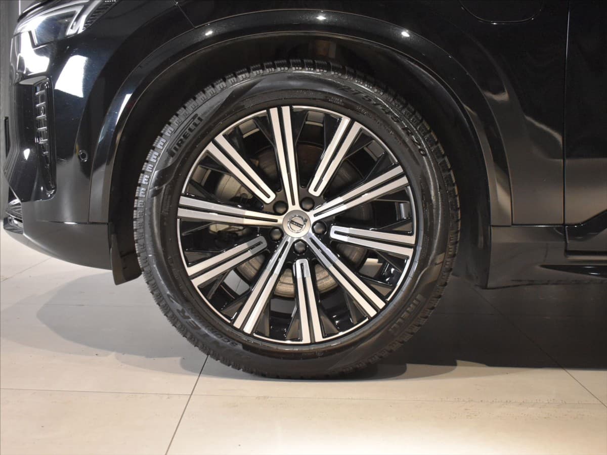 2025 Volvo Xc90 - 9
