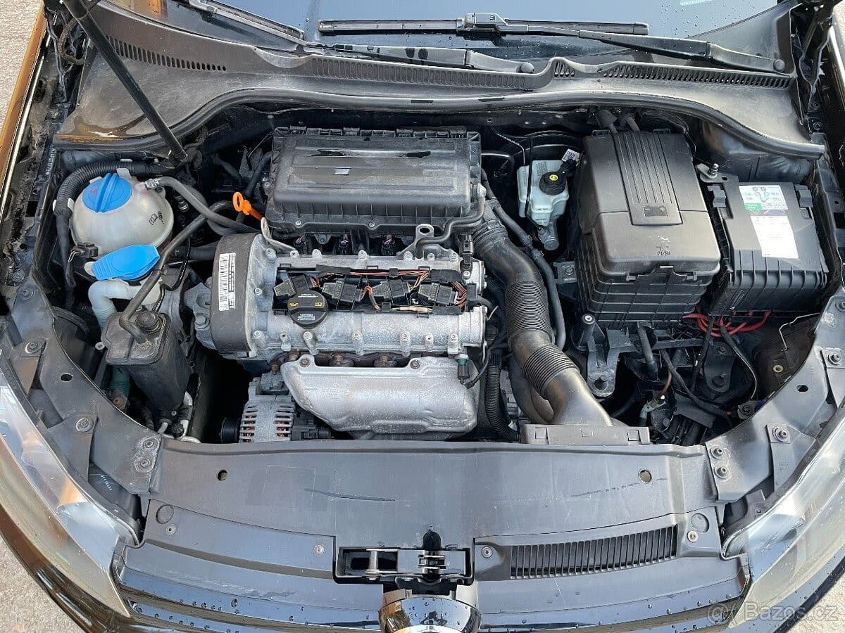 2009 Volkswagen Golf - 10