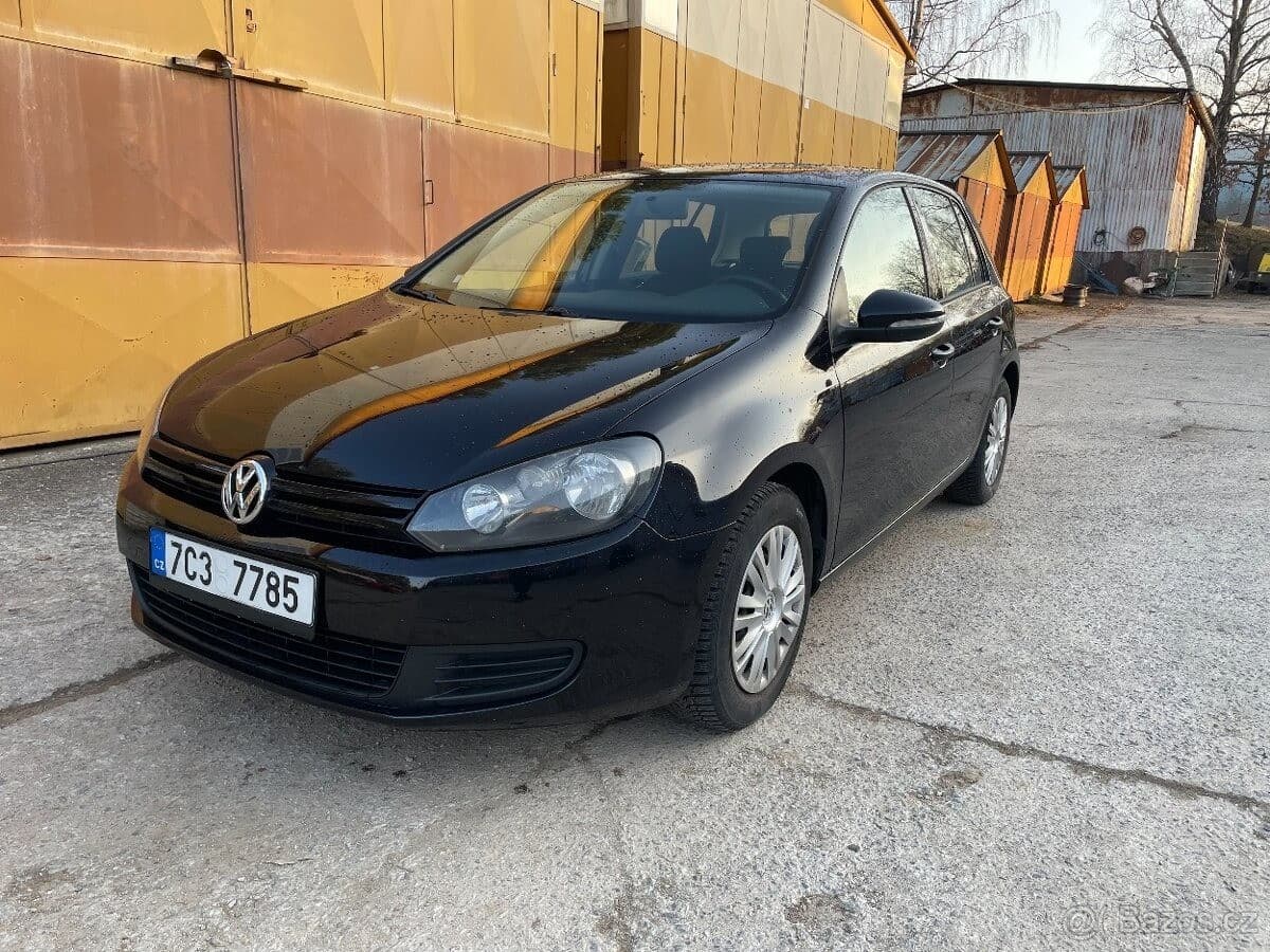 2009 Volkswagen Golf - 13