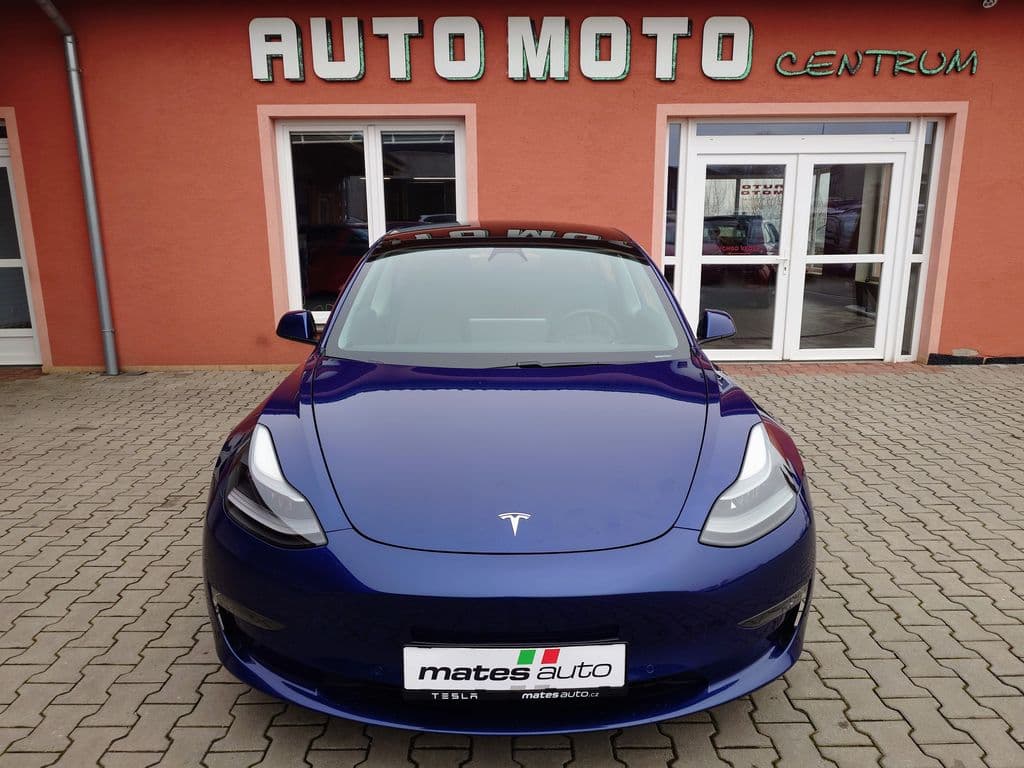 2020 Tesla Model 3 - 7