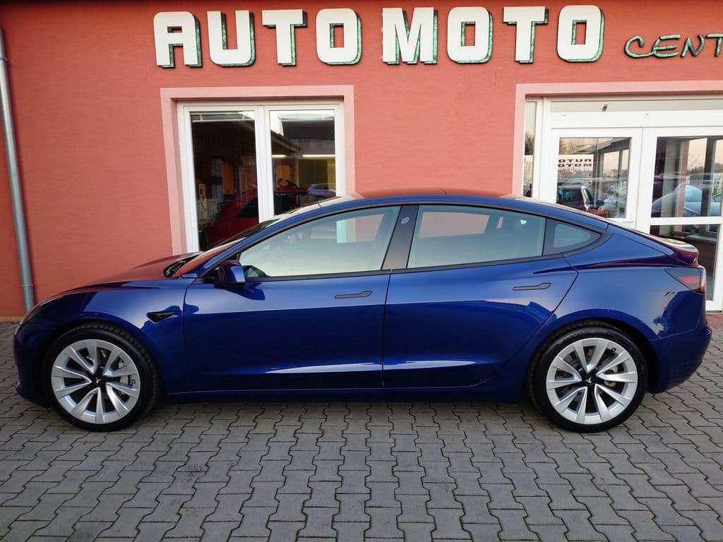 2021 Tesla Model 3 - 2