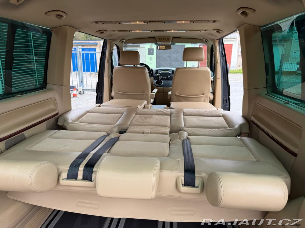 2008 Volkswagen Multivan - 12