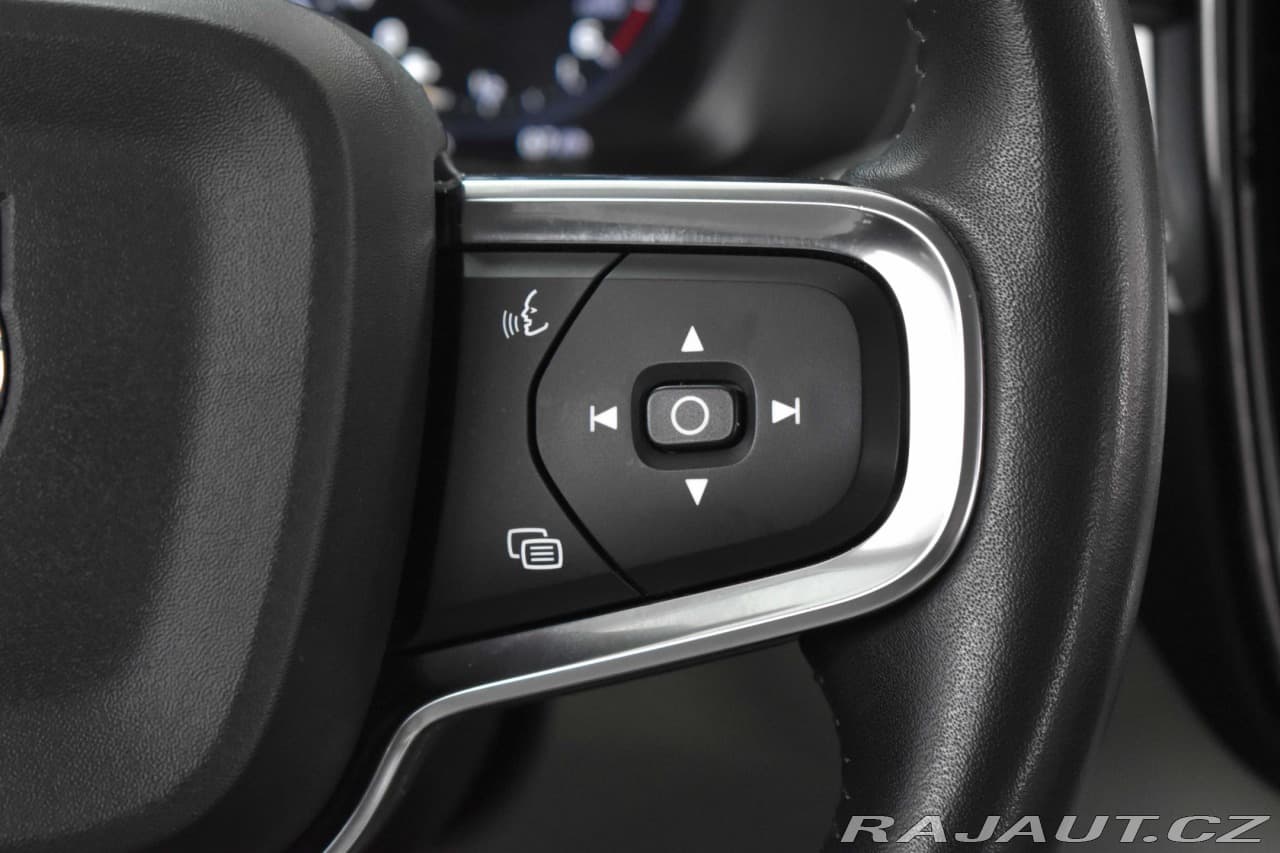 2019 Volvo Xc40 - 19