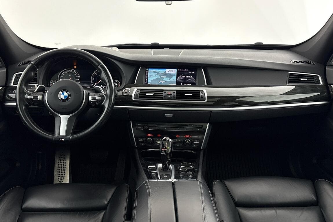 2015 BMW 5-Series - 14