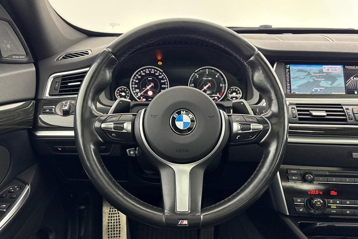 2015 BMW 5-Series - 18