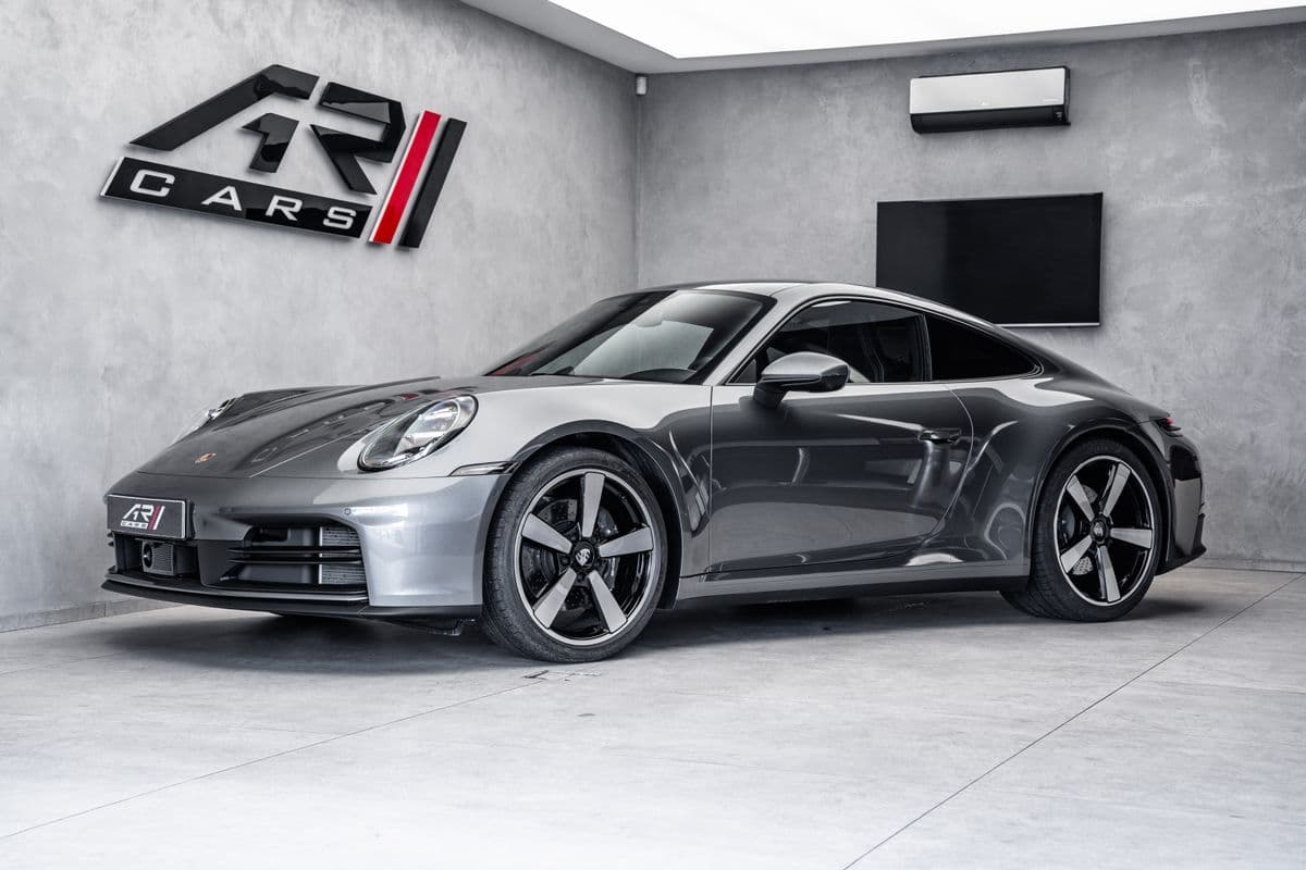 Porsche 911 Carrera Chrono PDLS+ Bose