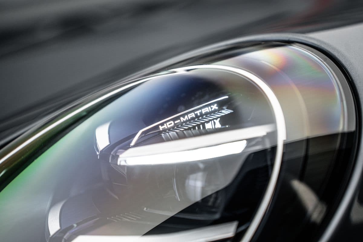 2025 Porsche 911 - 10