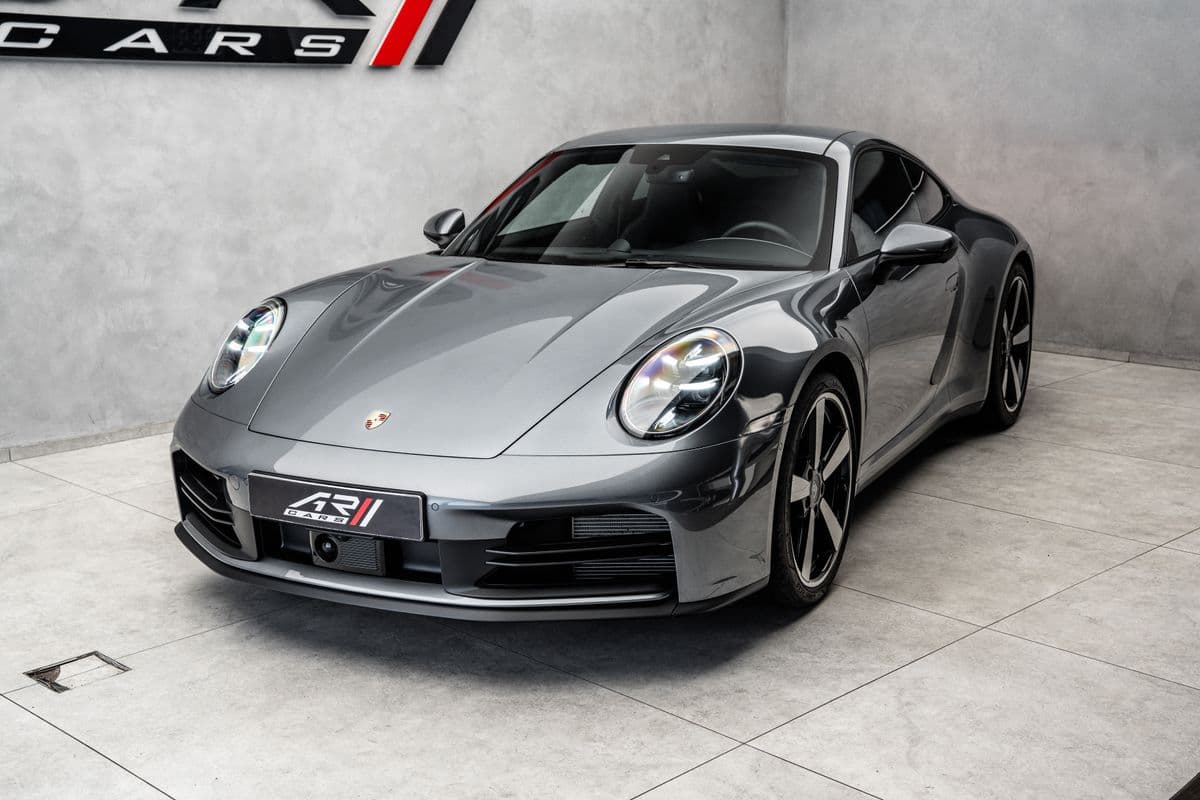 2025 Porsche 911 - 3