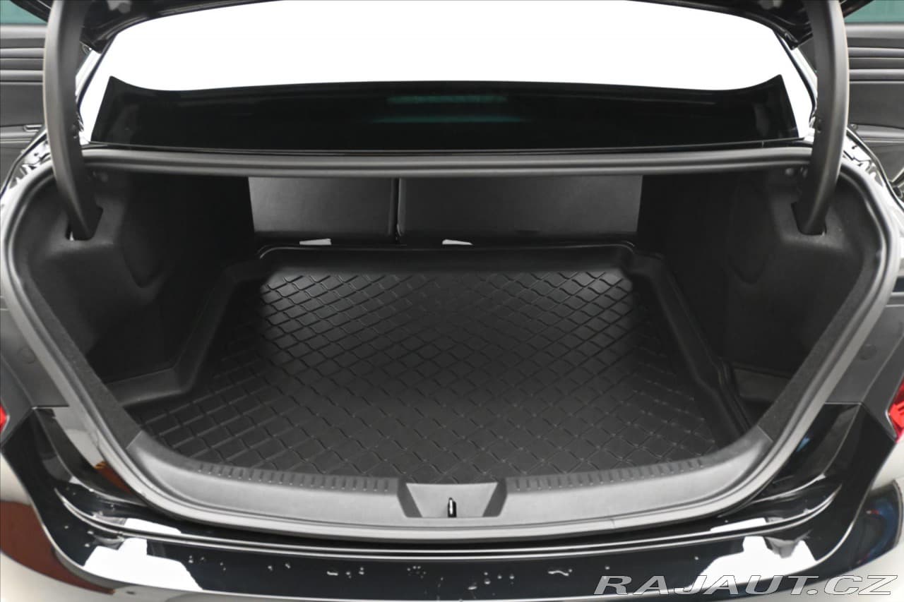 2022 Renault Megane - 11