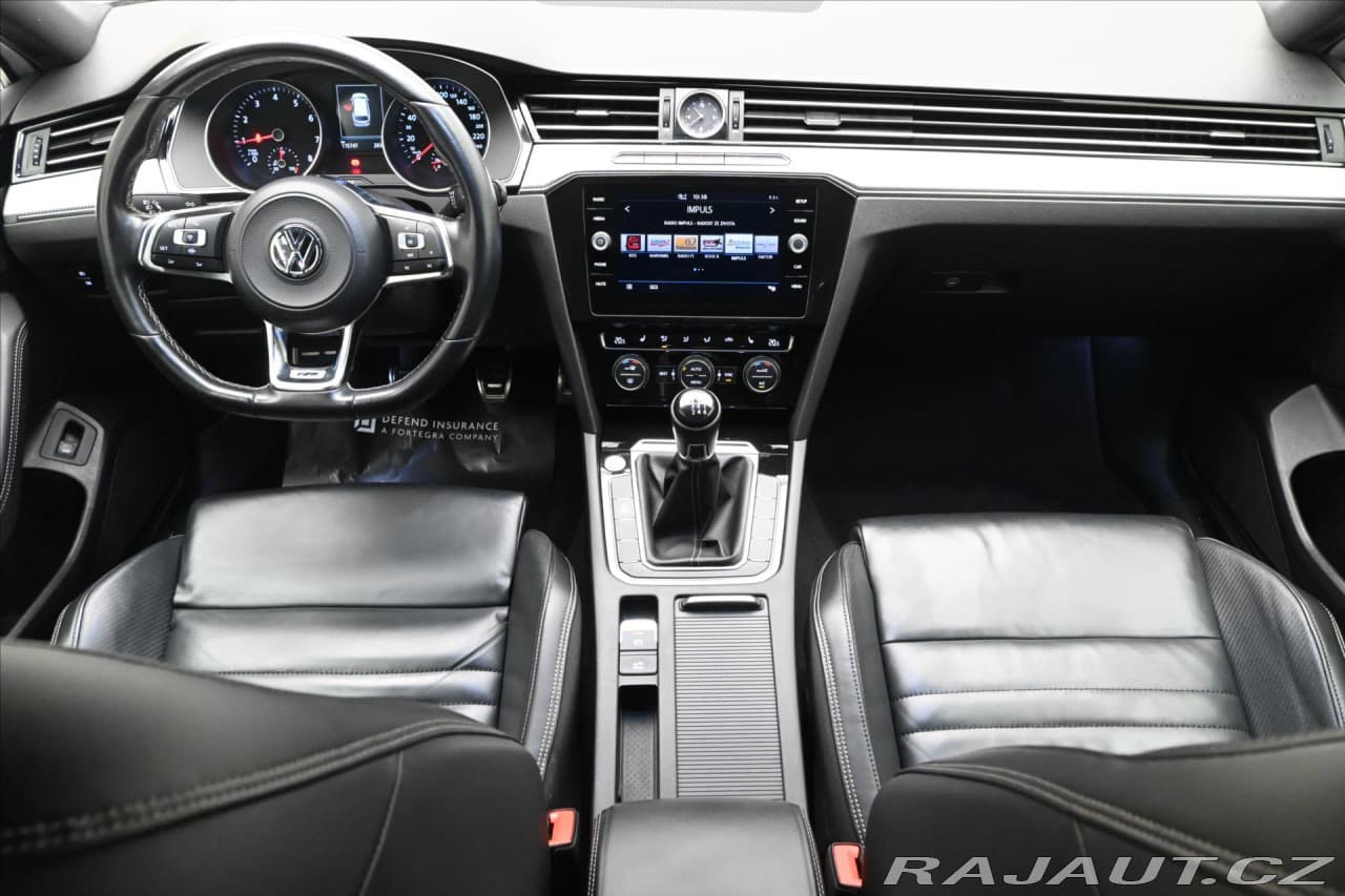 2019 Volkswagen Passat - 15