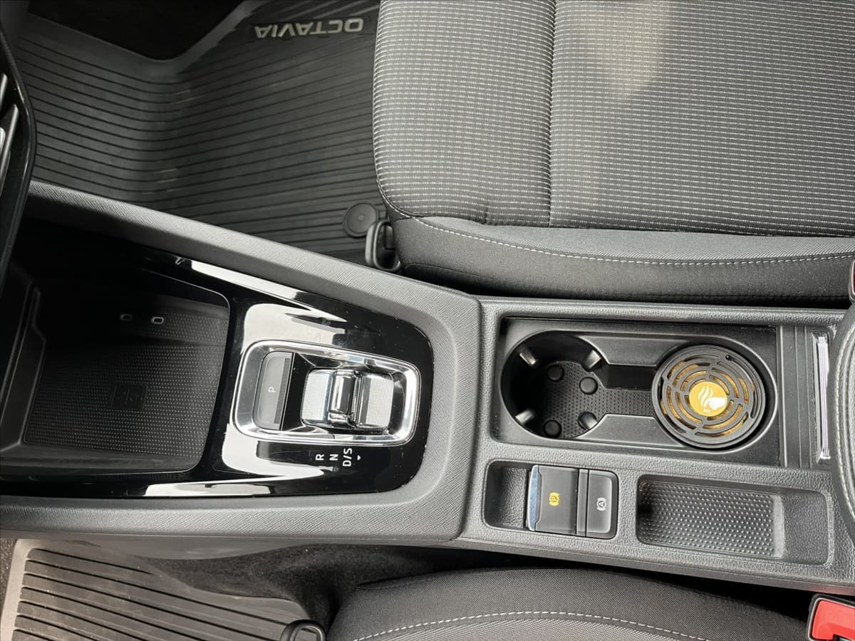 2022 Škoda OCTAVIA - 16