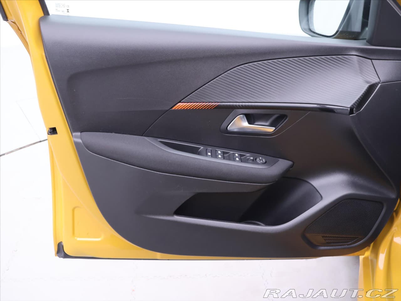 2023 Peugeot 208 - 10