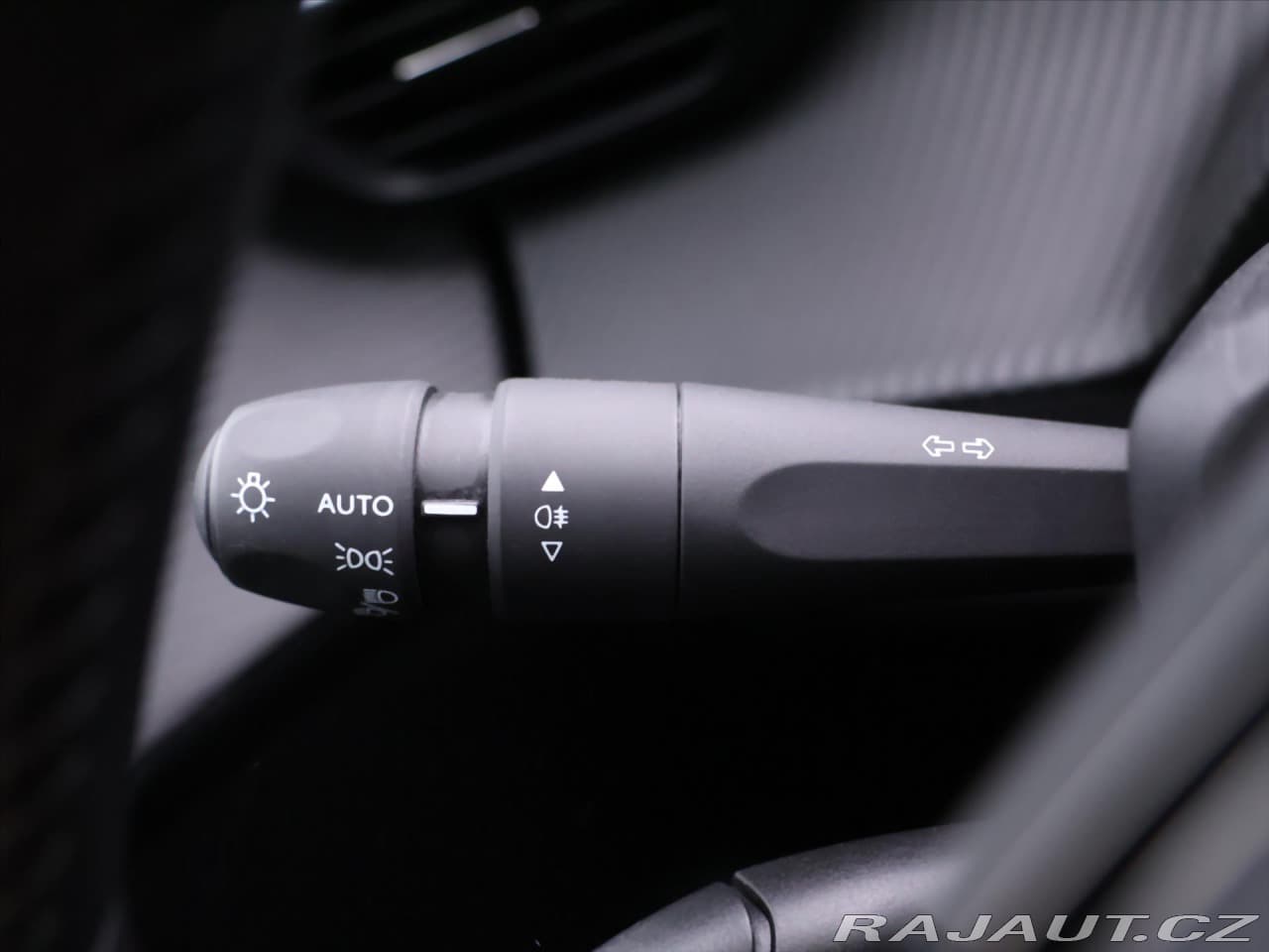 2023 Peugeot 208 - 19