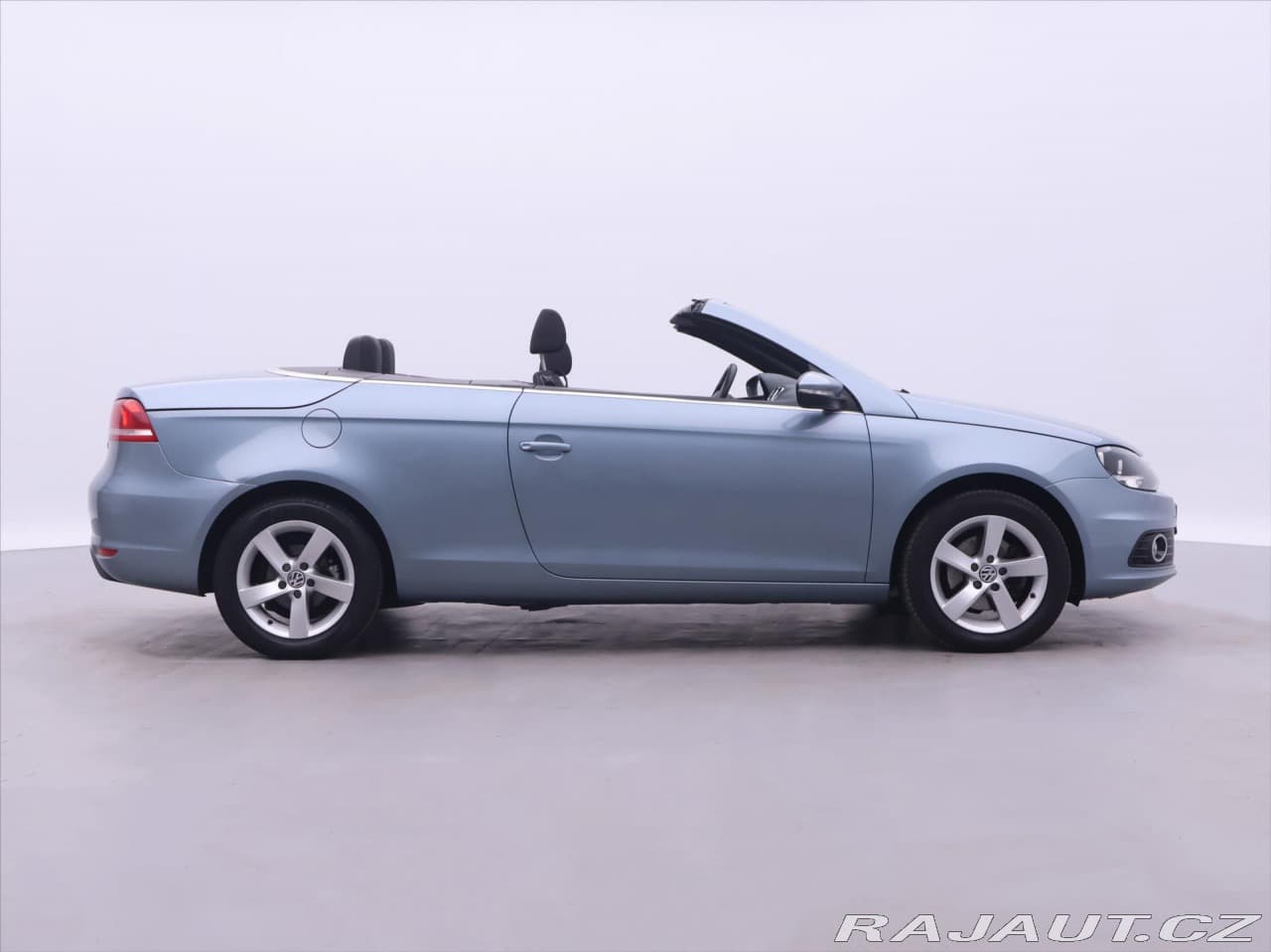 2011 Volkswagen Eos - 16