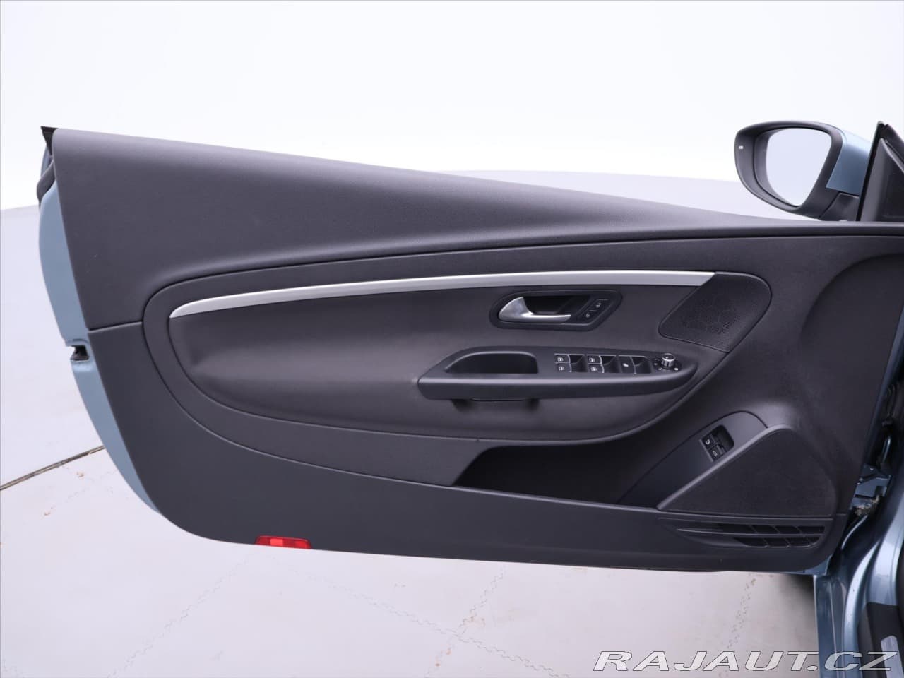 2011 Volkswagen Eos - 19