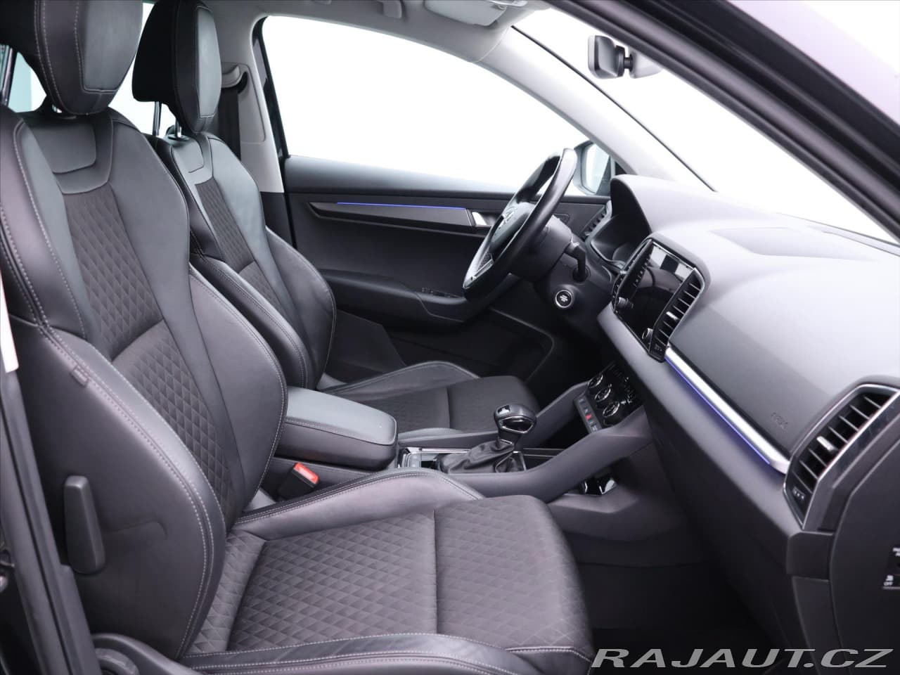 2020 Škoda Karoq - 12