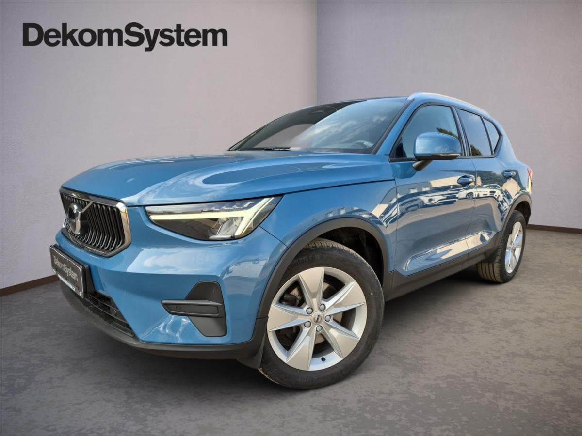 2022 Volvo XC40