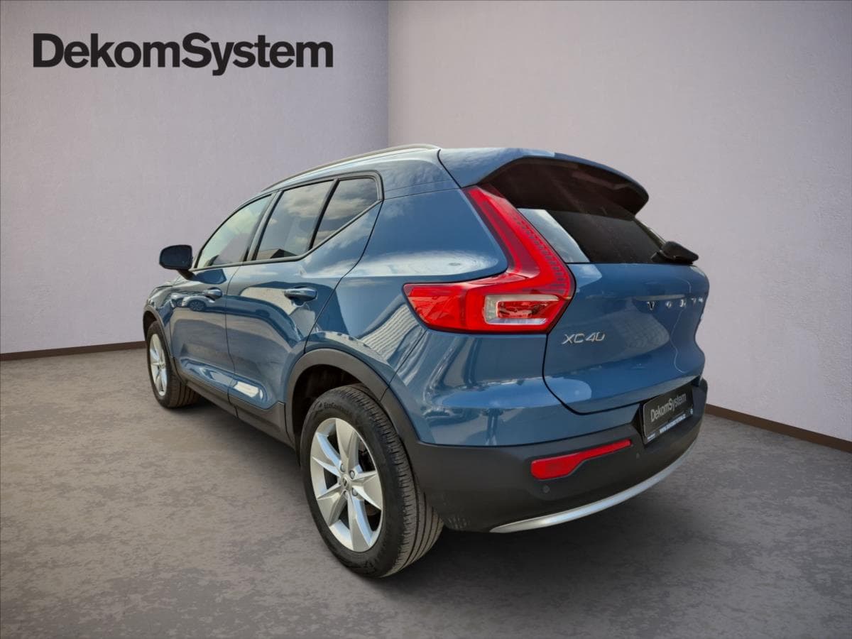 2022 Volvo XC40 - 4
