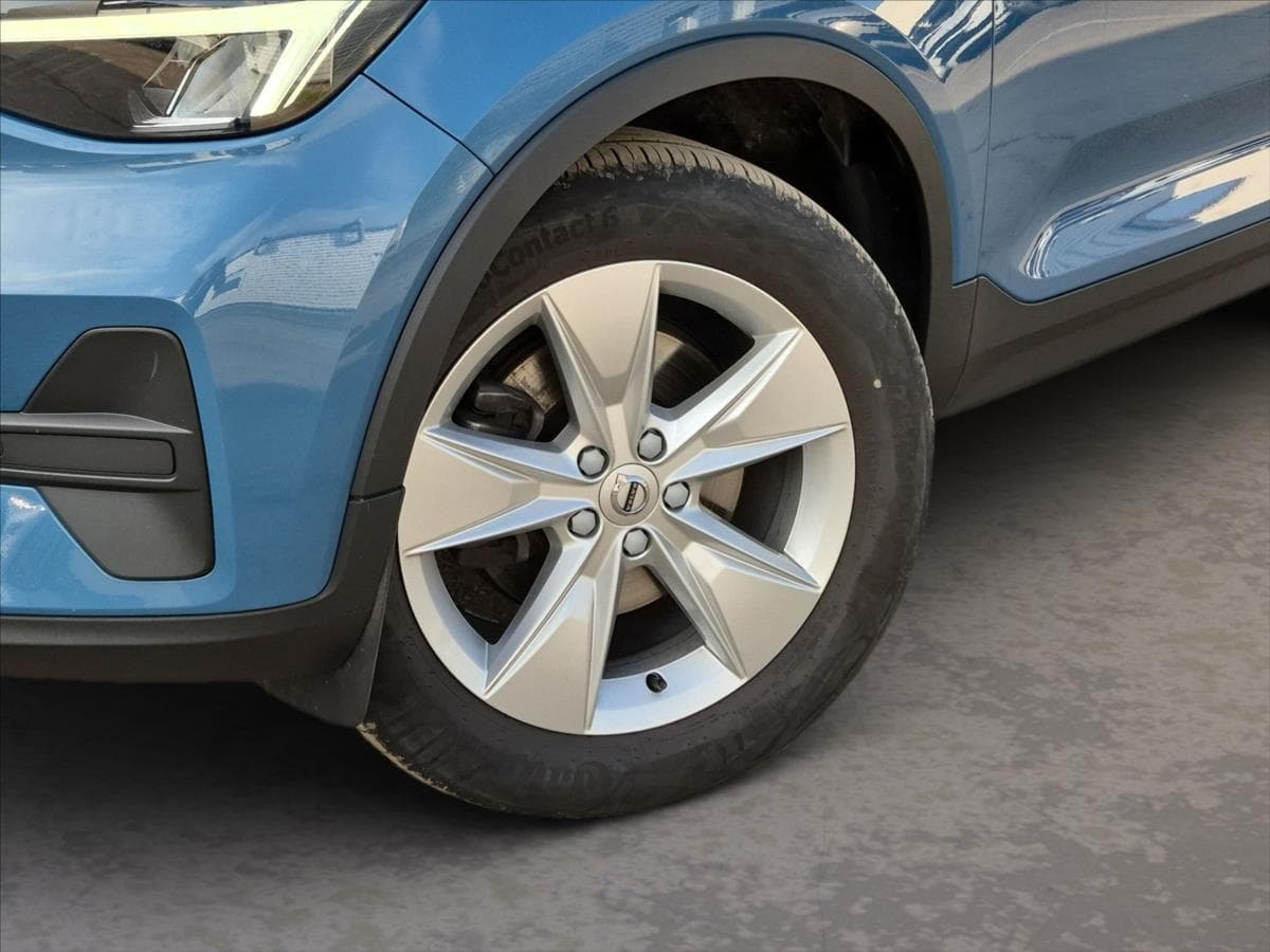 2022 Volvo XC40 - 6