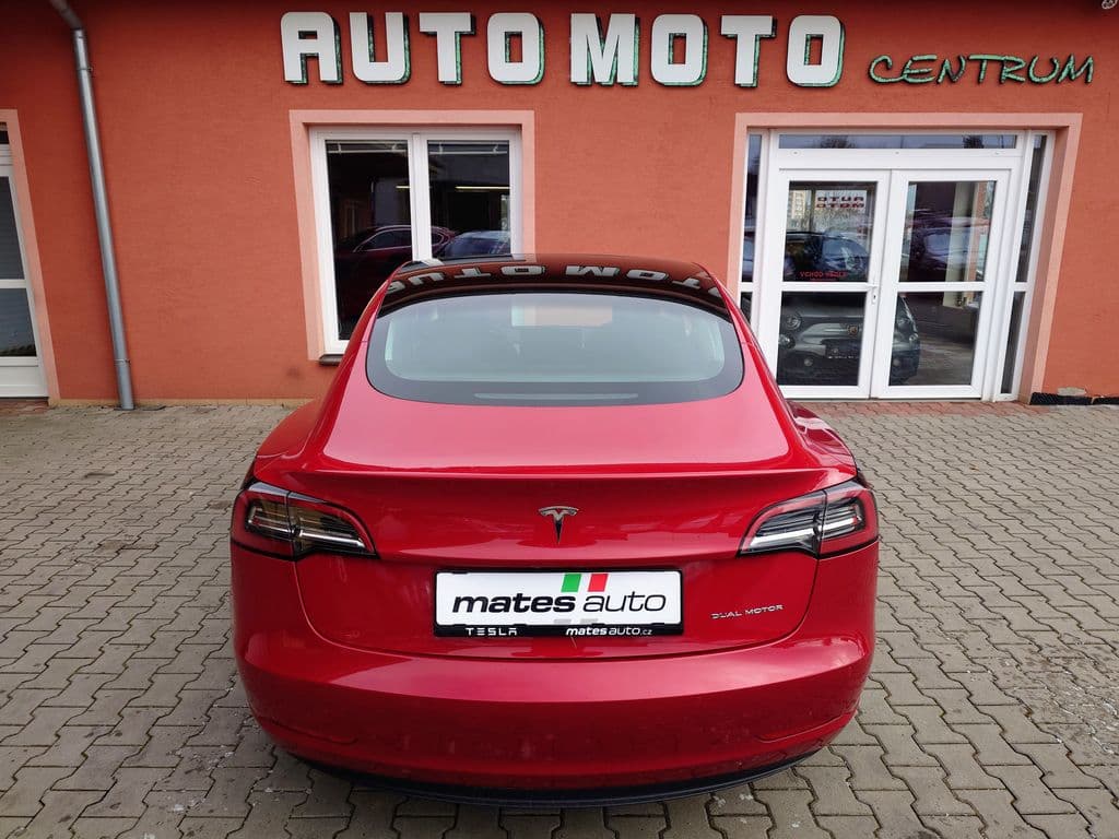 2021 Tesla Model 3 - 8